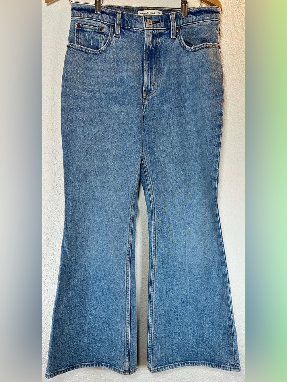 Abercrombie & Fitch The Vintage Flare High Rise